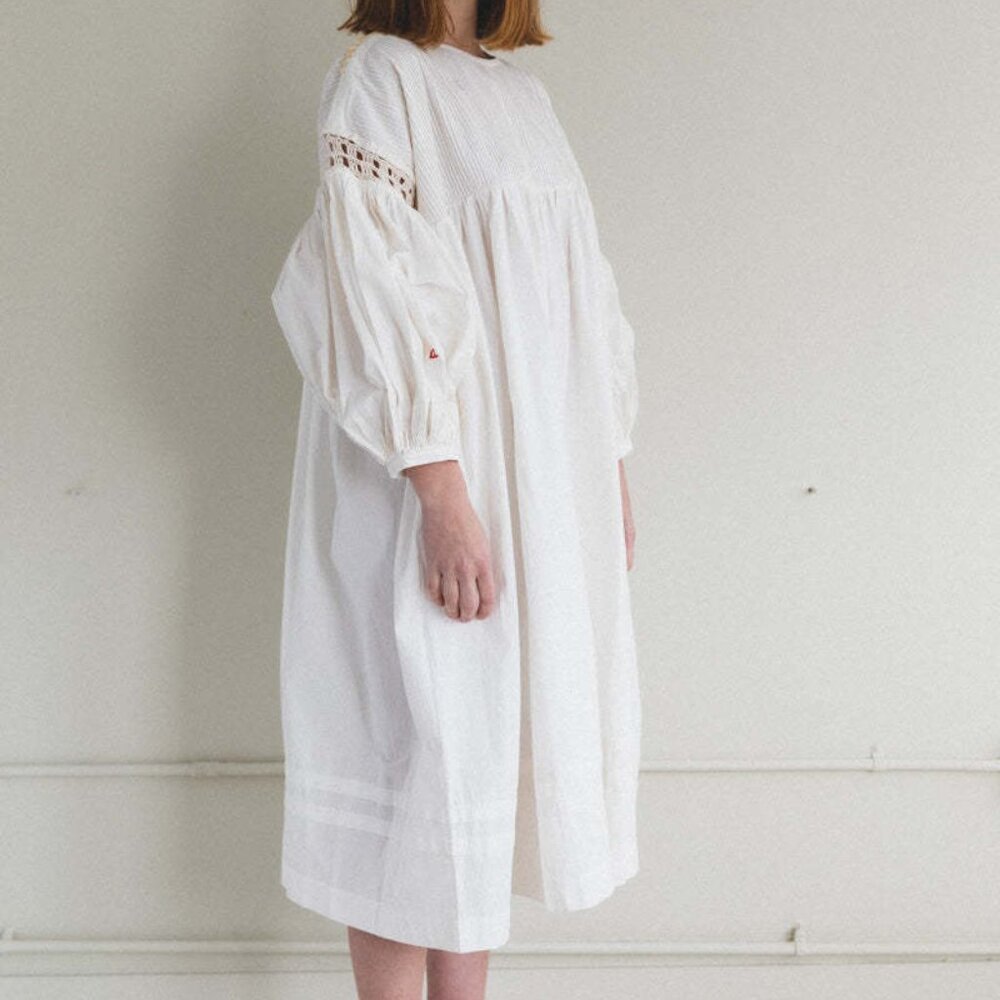 Story MFG. Mon Dress in Ecru Top Stitch - Picture 2 of 10
